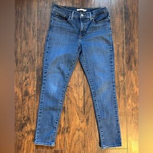 Levi's Women's Dark Blue Skinny Jeans